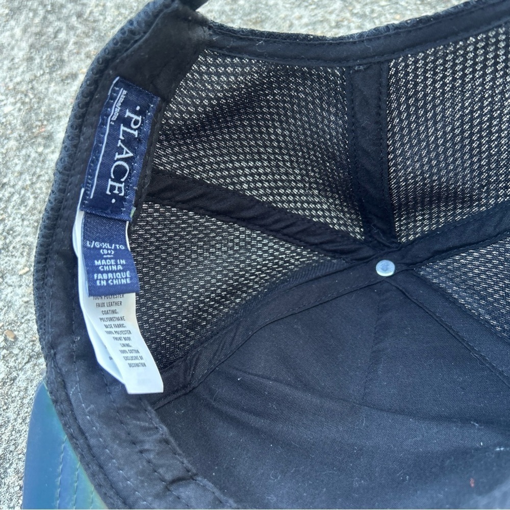 #Legend snap back black Mesh Cap with Blue Brim - Picture 4 of 4
